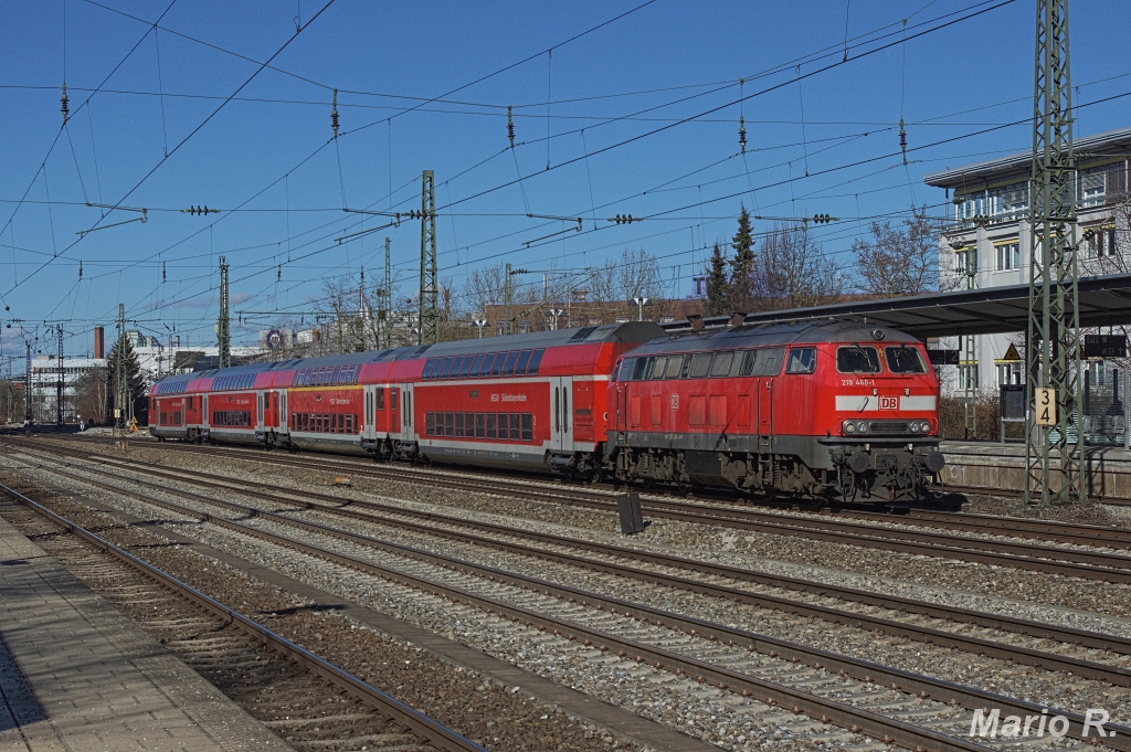BR 218 466 am Heimeranplatz mit einer RB in Richtung München Hauptbahnhof. Aufgenommen am 14.2.2014.