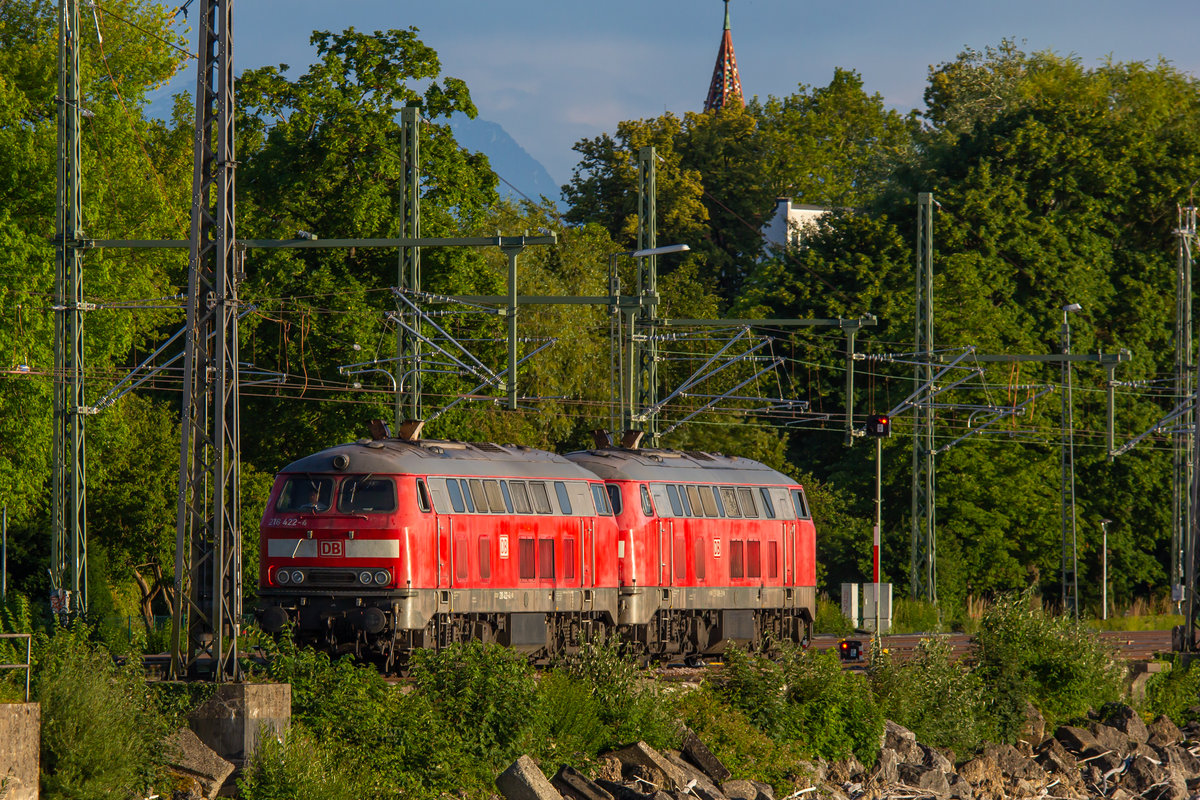 BR 218er Doppel auf dem Lindauer Bahndamm. 27.6.20
