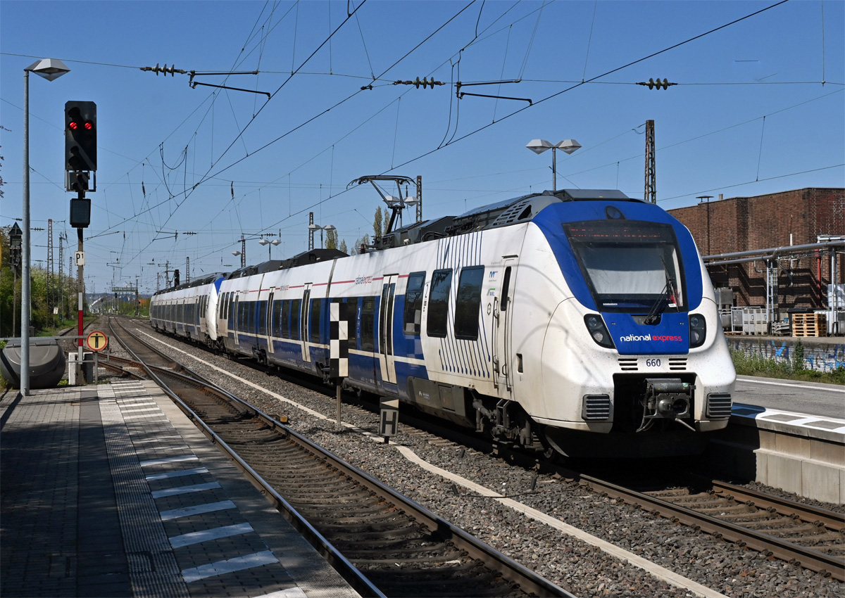 BR 442 NationalExpress, Ausfahrt Bf Sechtem in Richtung Köln - 26.04.2021