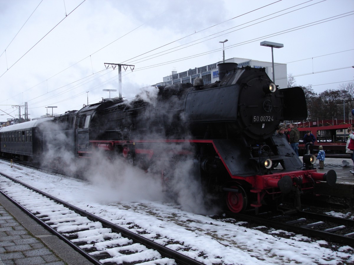 BR 50 0072-4 DR, München Ost 03-12-2005
Bahnvideos in Youtube - http://www.youtube.com/user/cortiferroviariamato/videos
 - Auch 103 245 mit CNL Amsterdam-Innsbruck