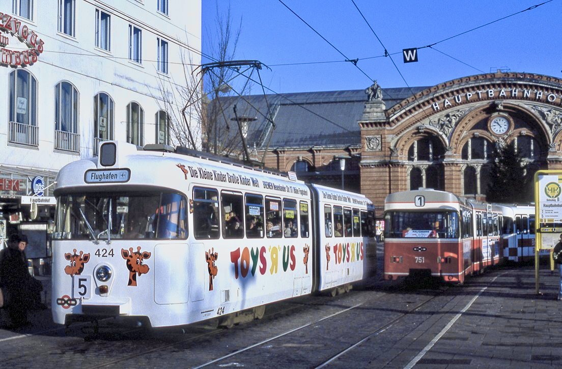 Bremen 424, Am Hauptbahnhof, 24.11.1990.
