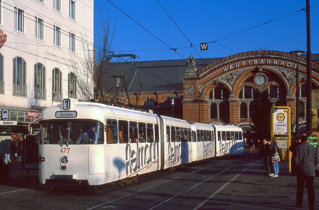 Bremen 477 + 677, Am Hauptbahnhof, 24.11.1990.