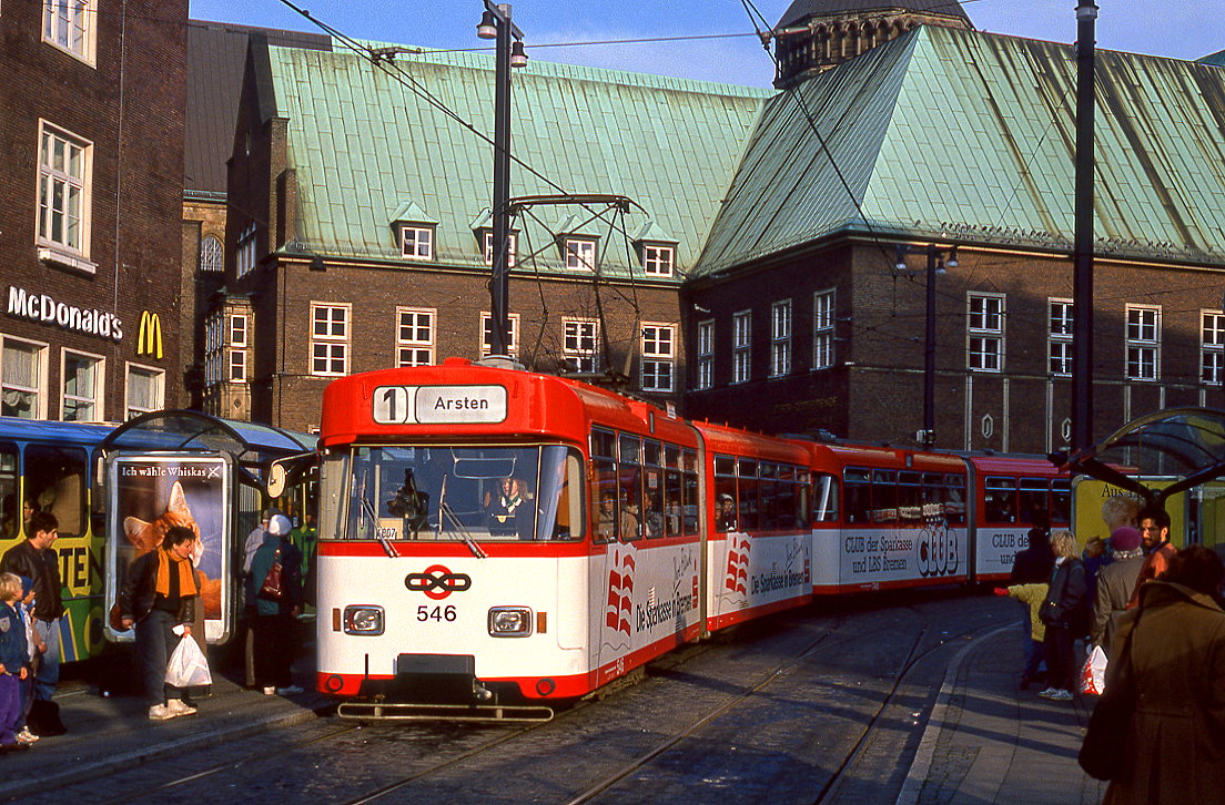 Bremen 546 + 746, Domshof, 24.11.1990.

