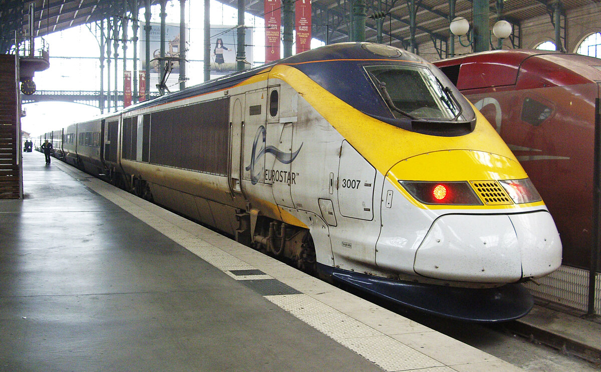 British Rail 373007 Eurostar 3007 (TGV TMST), Paris Gare du Nord, 23.10.2012.