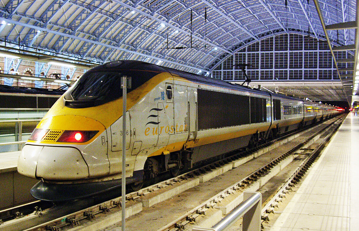 British Rail 373106 Eurostar 3106 (TGV TMST), London St Pancras, 29.11.2010.