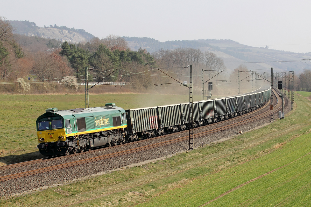 BRLL PB 08 (266 002-9) unterwegs für Freightliner bei Harrbach 25.3.2022