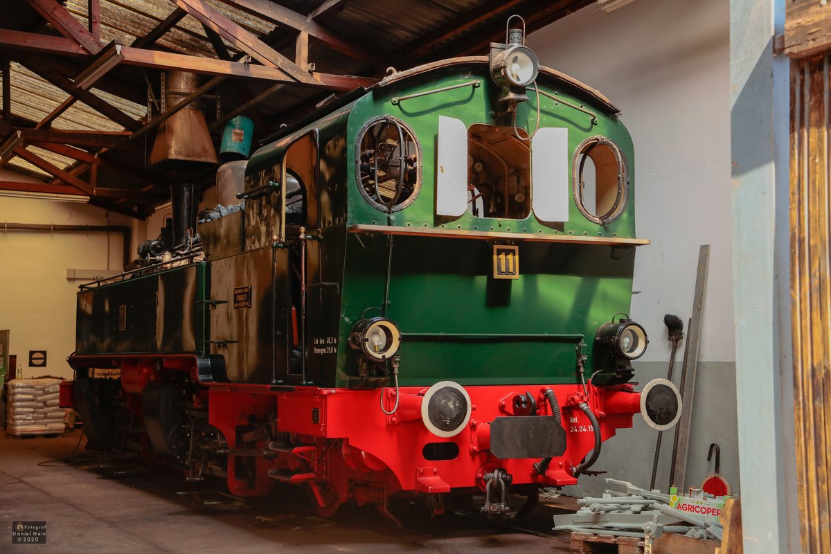 Brohtalbahn 11sm Mallet, Humboldt M.105 im Lokschuppen in Brohl, August 2020.