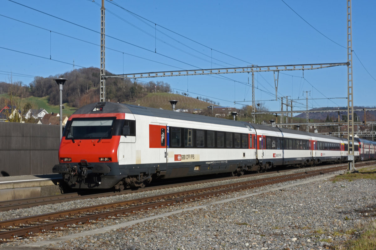 Bt 50 85 28-94 970-6 durchfährt den Bahnhof Gelterkinden. Die Aufnahme stammt vom 07.02.2020.