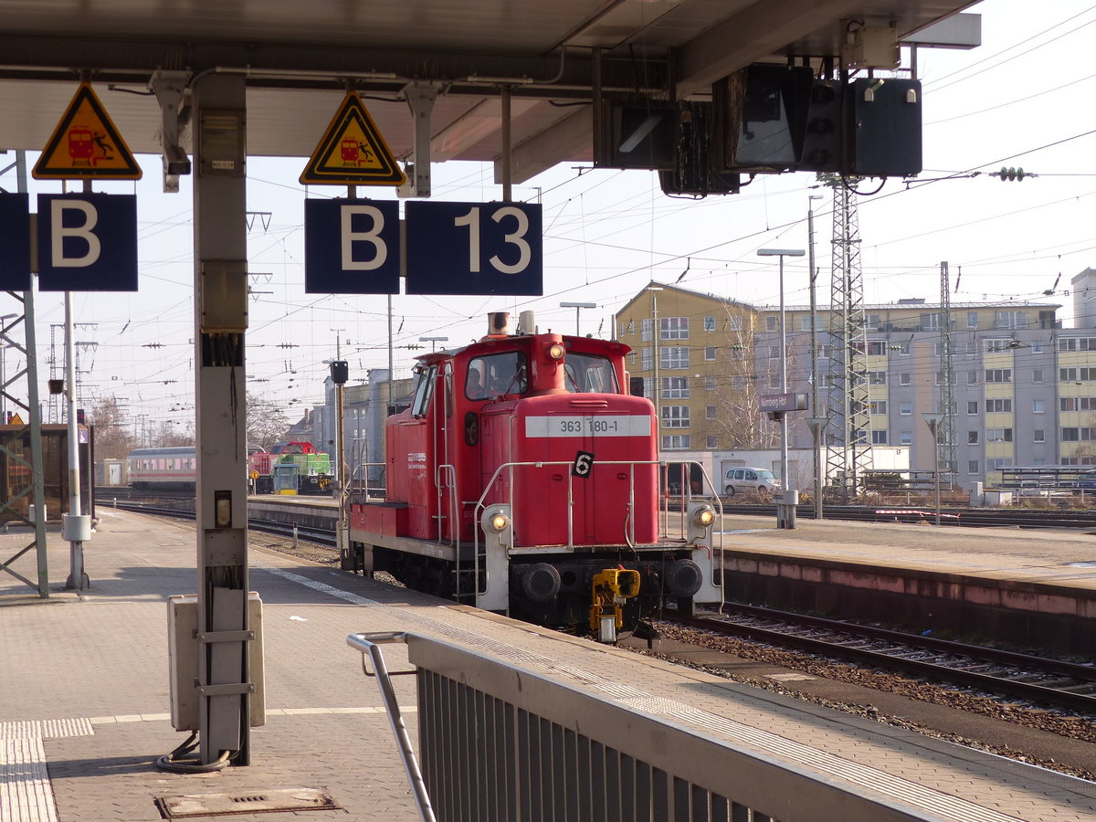 BTE 363 180-1 am 21.02.2018 auf einer Rangierfahrt in Nürnberg Hbf.
