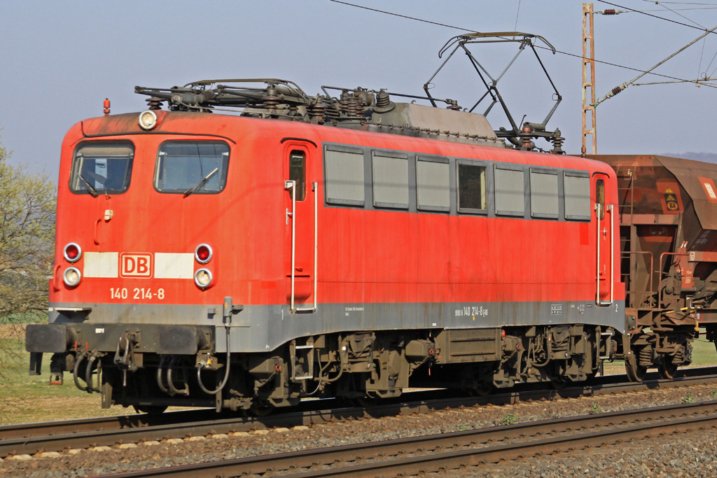 Bü Km 75,1 DB 140 214-8 am 14.03.2014  15:12 in Richtung Göttingen