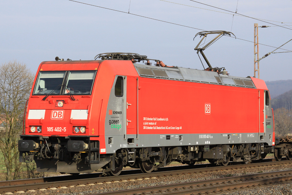 BÜ Km75,1 185 402-5 DB Schenker/greenCargo am 05.02.14 um 14:48 in Richtung Göttingen