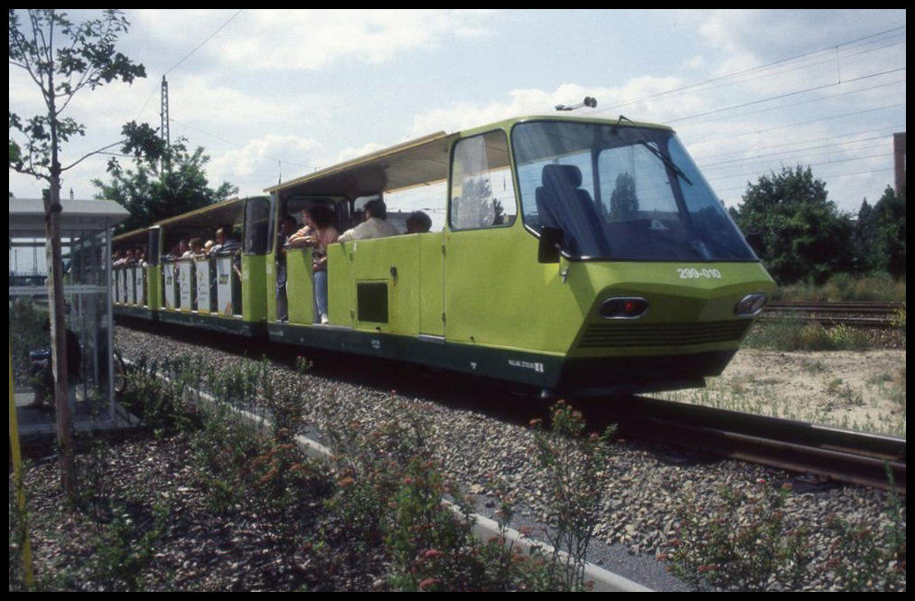 BUGA Express 299-010 am 5.7.1995 in Cottbus.