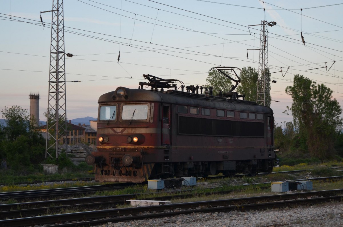 Bulgarien: BDZ 44 139.4 in Sofia (София) 03.05.2015
