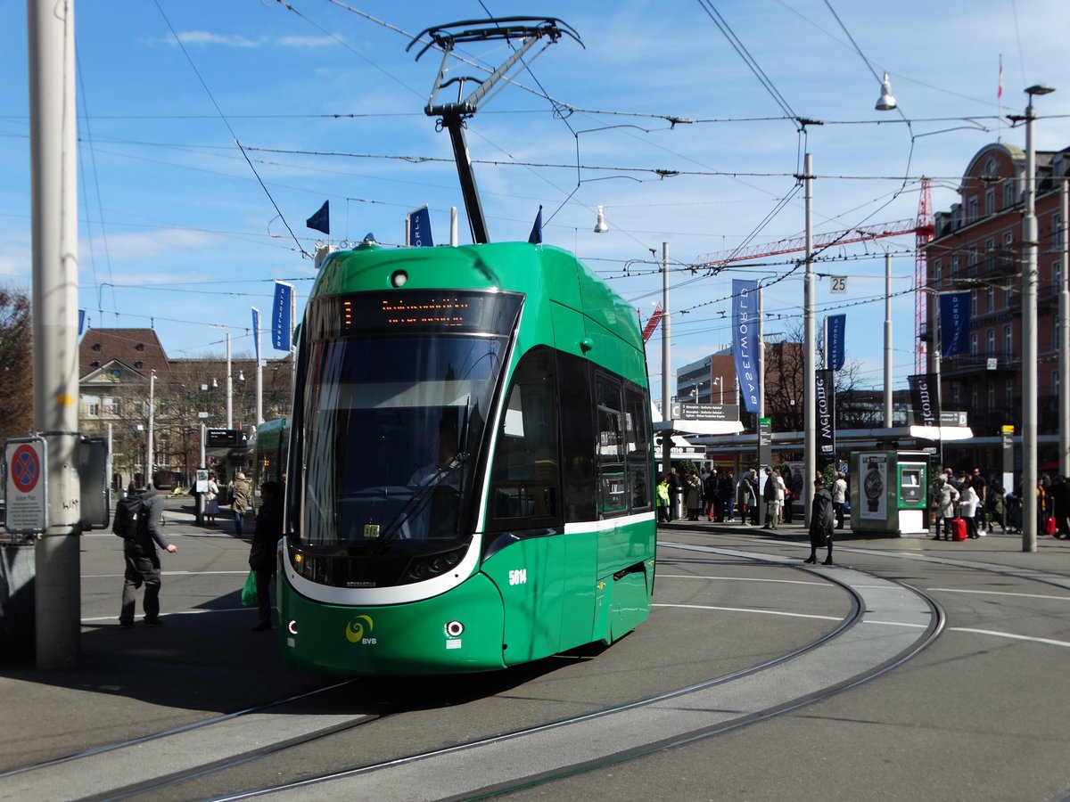 BVB Basel Be 6/8 Bombardier Flexity 2 5014 am 23.03.17 in Basel SBB Bhf