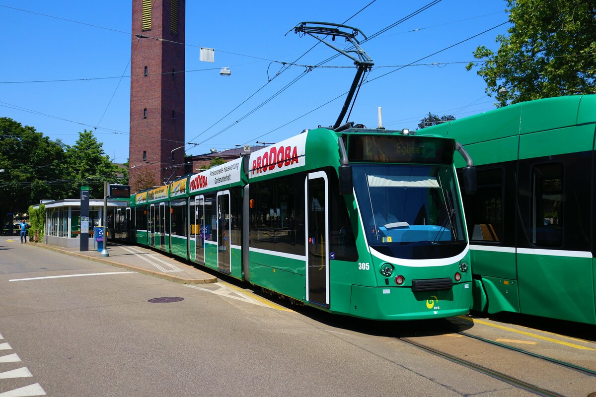 BVB Basel Siemens Combino Be6/8 Wagen 305 am 11.07.23 in Basel 