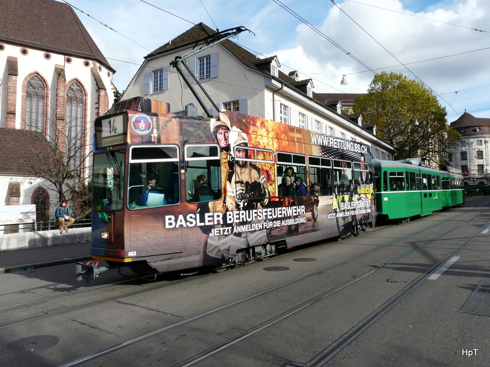 BVB - Tram Be 4/4 483 unterwegs auf der Linie 14 in Basel am 09.11.2013