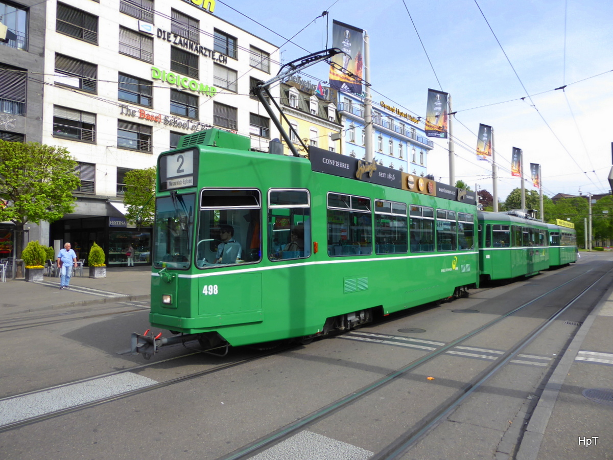 BVB - Tram Be 4/4 498 mit Zwei Beiwagen unterwegs auf der Linie 2 in der Stadt Basel am 09.05.2016