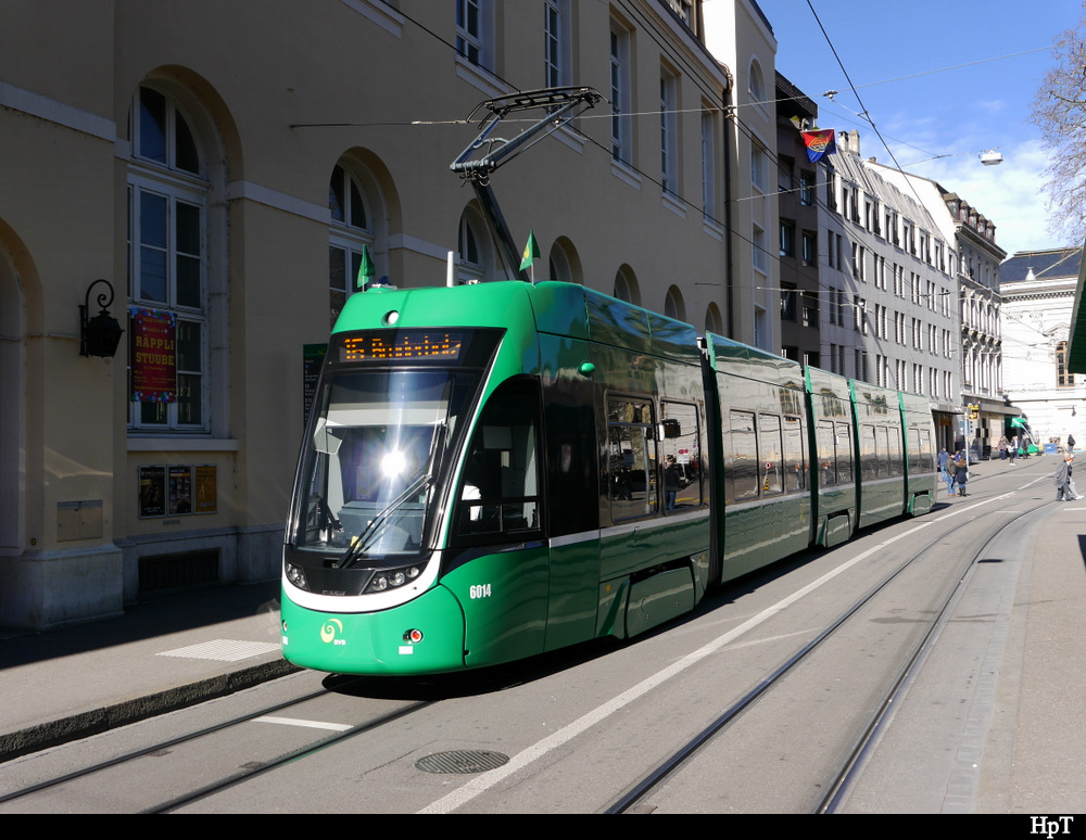 BVB - Tram Be 4/6 6014 unterwegs auf der Linie 15 in Basel am 22.02.2020
