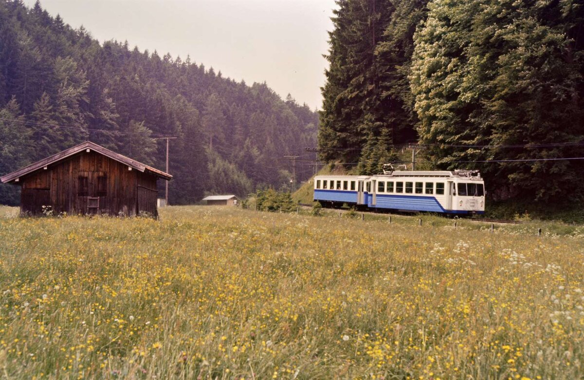 BZB 5-6 und Vorstellwagen der Bayerischen Zugspitzbahn im Sommer 1984