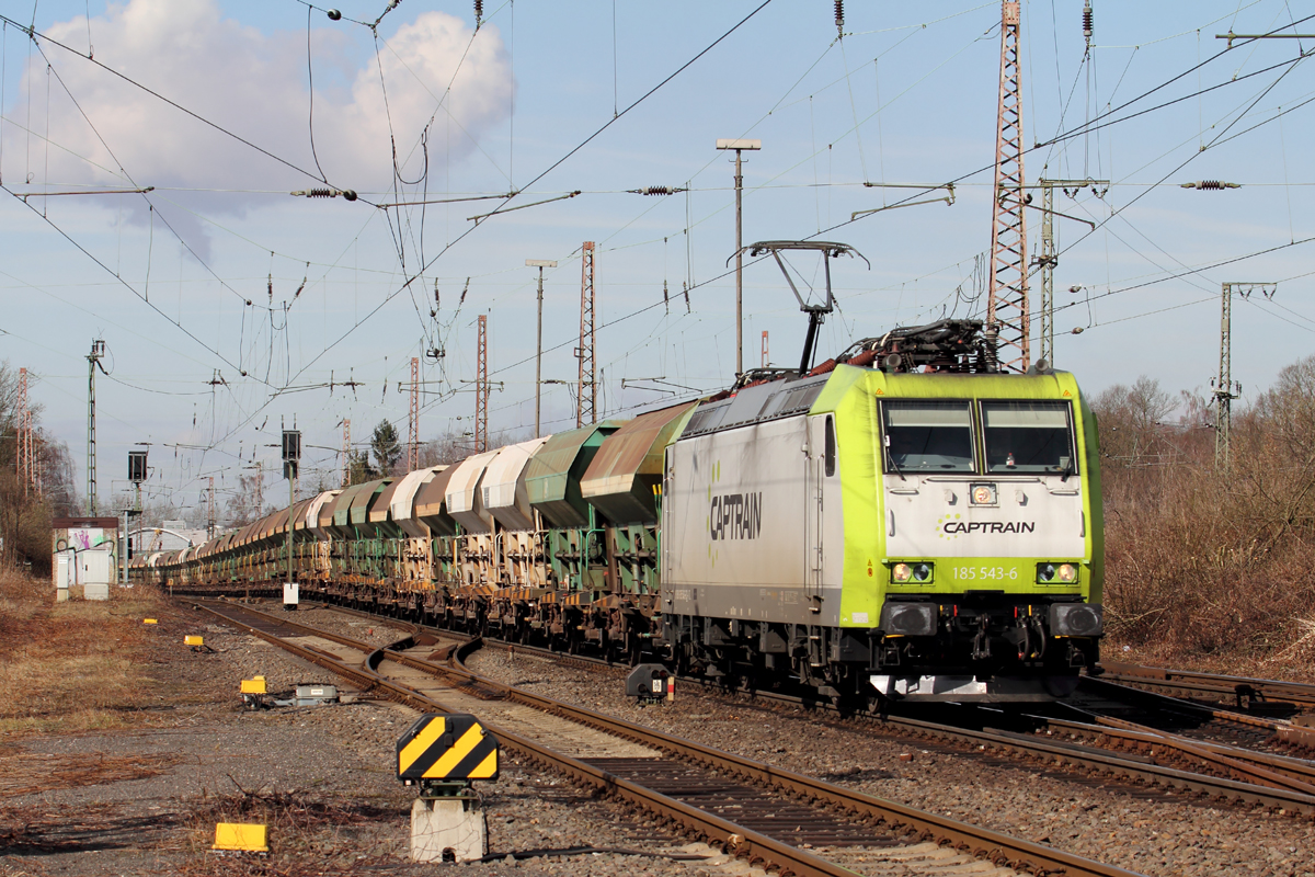 Captrain 185 543-6 in Recklinghausen-Ost 31.3.2018