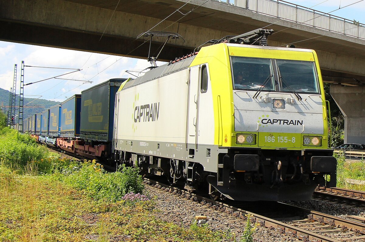 Captrain 186 155 mit Walter bei Oberlahnstein am 25.07.2021