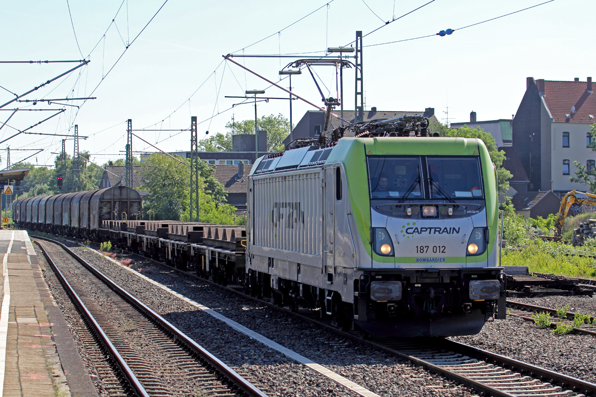 Captrain 187 012 durchfährt Herne 26.5.2017