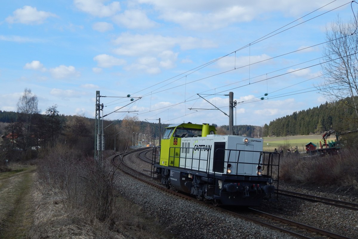 Captrain 209 006-6 (ex TWE V 144) als Tfzf bei Aufen, 25.03.18. 
