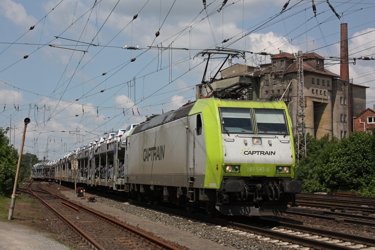 Captrain/ITL 185 543 am 31.5.13 mit einem Autozug in Verden (Aller).