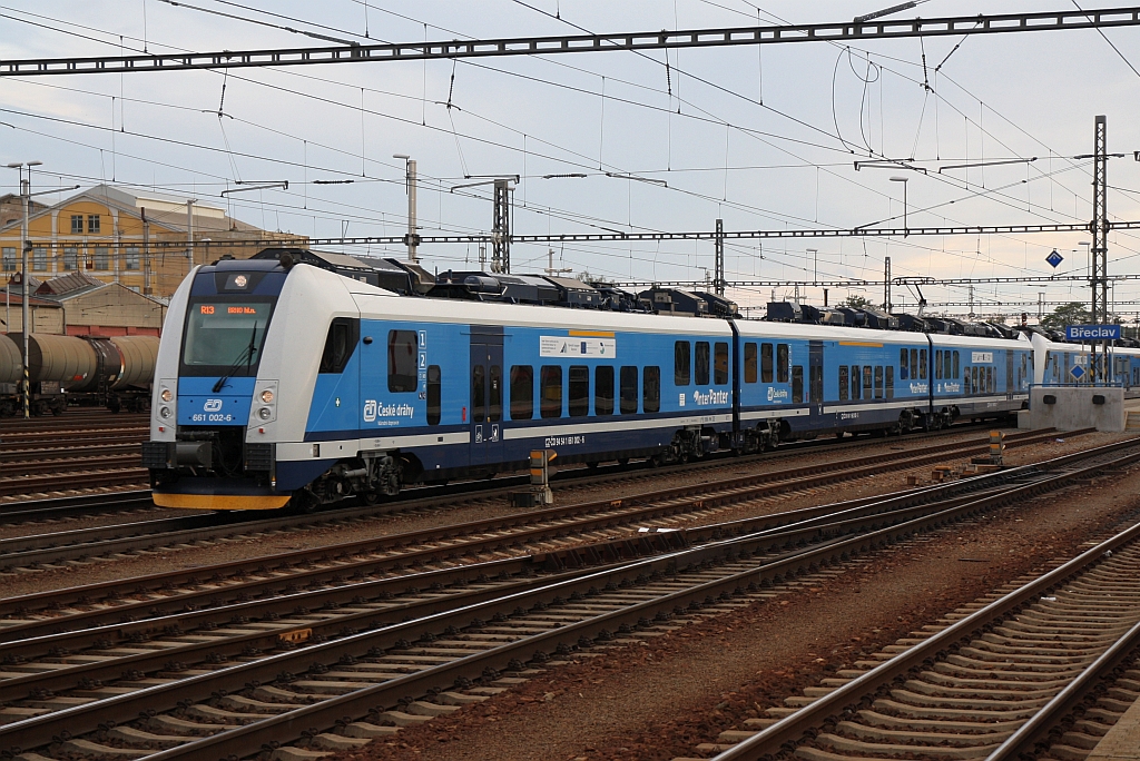 CD 661 002-6 fährt am 14.August 2018 als Rx 804 (Olomouc hl.n. – Brno hl.n.) aus dem Bahnhof Breclav.