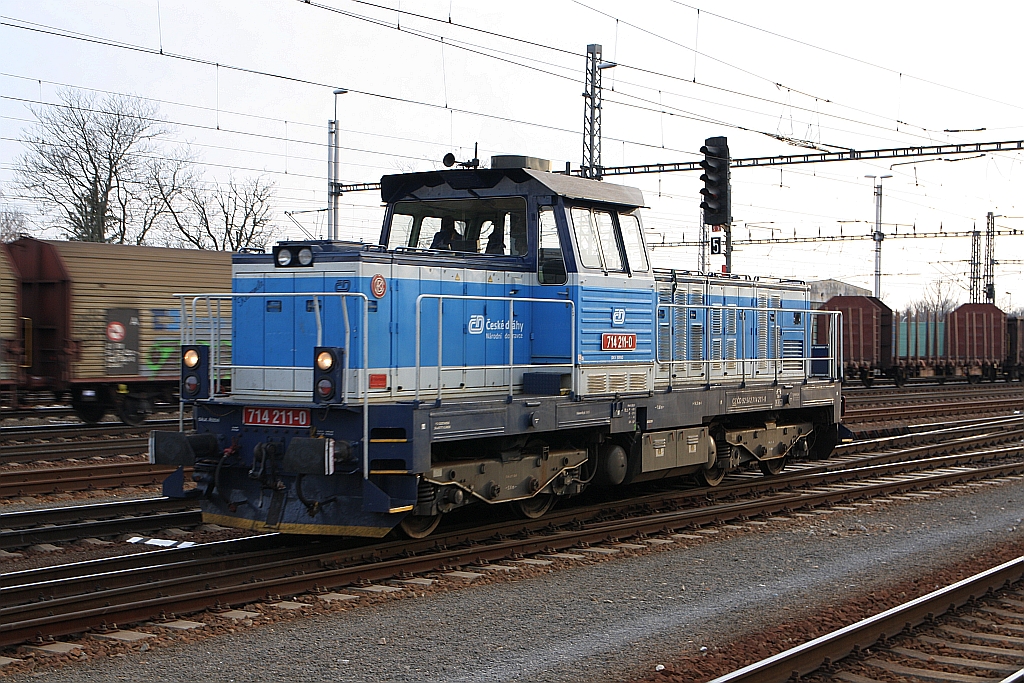 CD 714 211-0 am 30.November 2018 im Bahnhof Breclav.