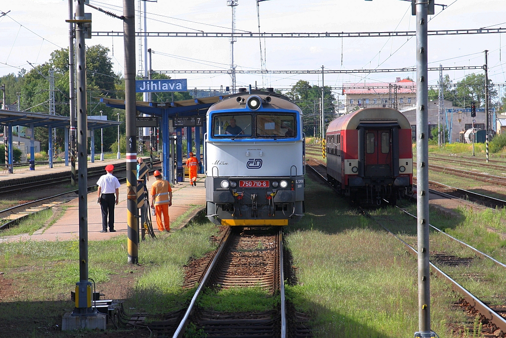 CD 750 710-6 am 09.August 2019 im Bahnhof Jihlava.