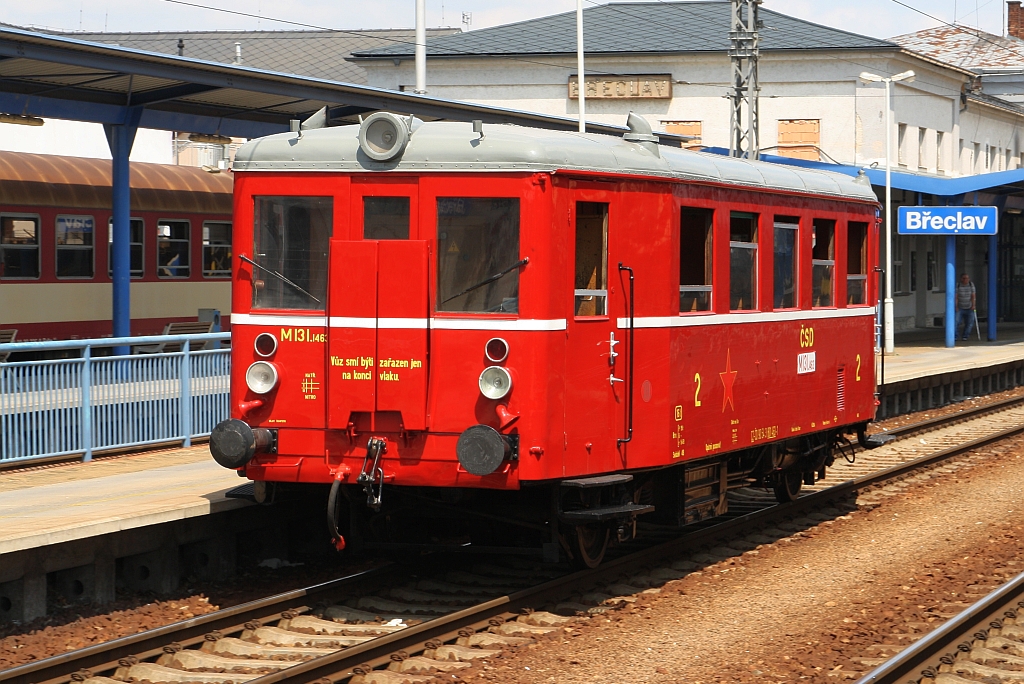 CD 801 463-1 (historisch angeschrieben als CSD M131 1463) am 28.Juli 2018 im Bahnhof Breclav.