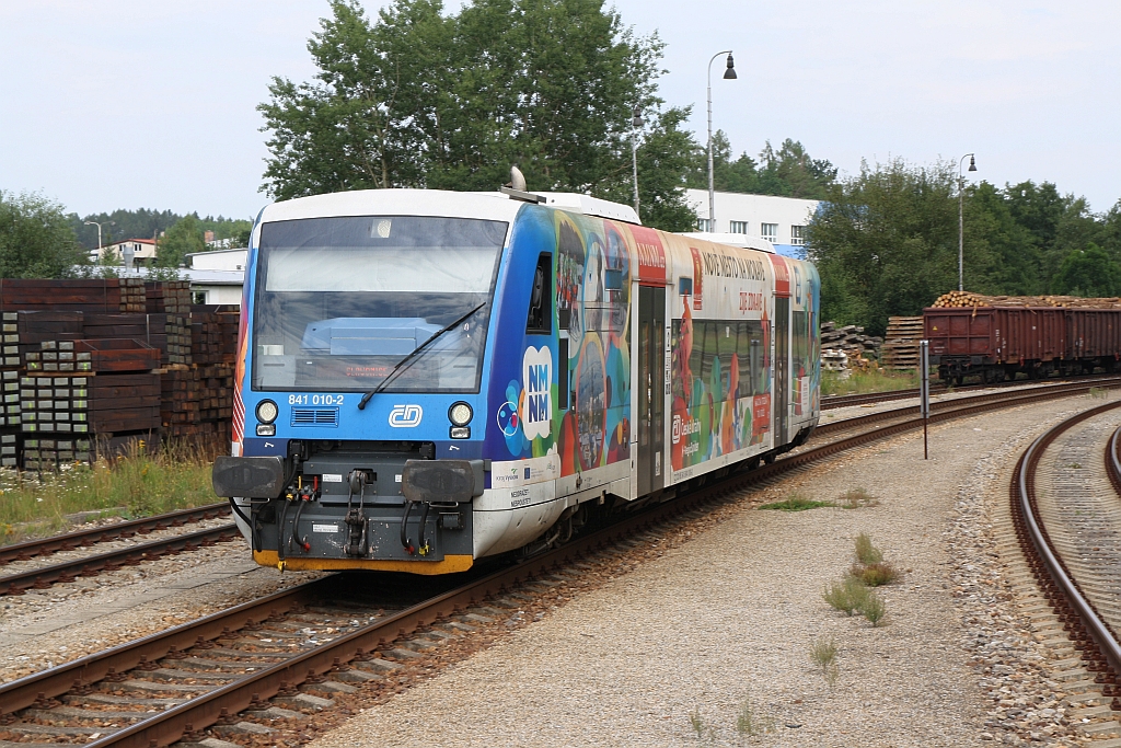 CD 841 010-2 fährt am 29.Juli 2018 als Os 28309 (Kostelec u Jihlavy - Slavonice) in den Bahnhof Dacice ein.