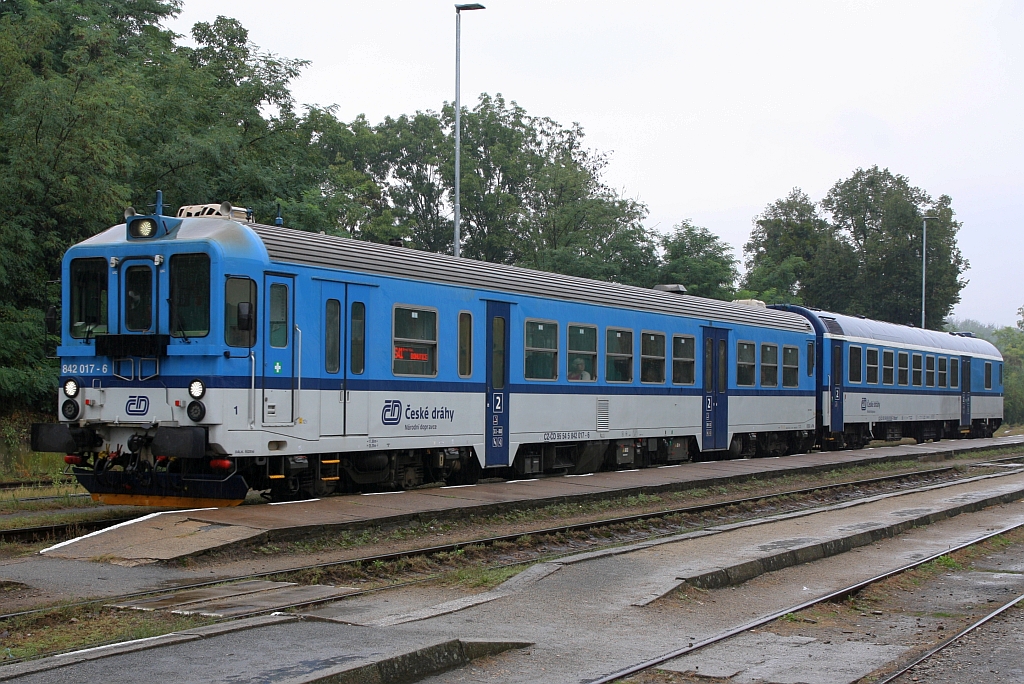 CD 842 017-6 am 07.September 2019 als Os 4428 (Brno hl.n. - Bohutice) im Bahnhof Moravske Branice.
