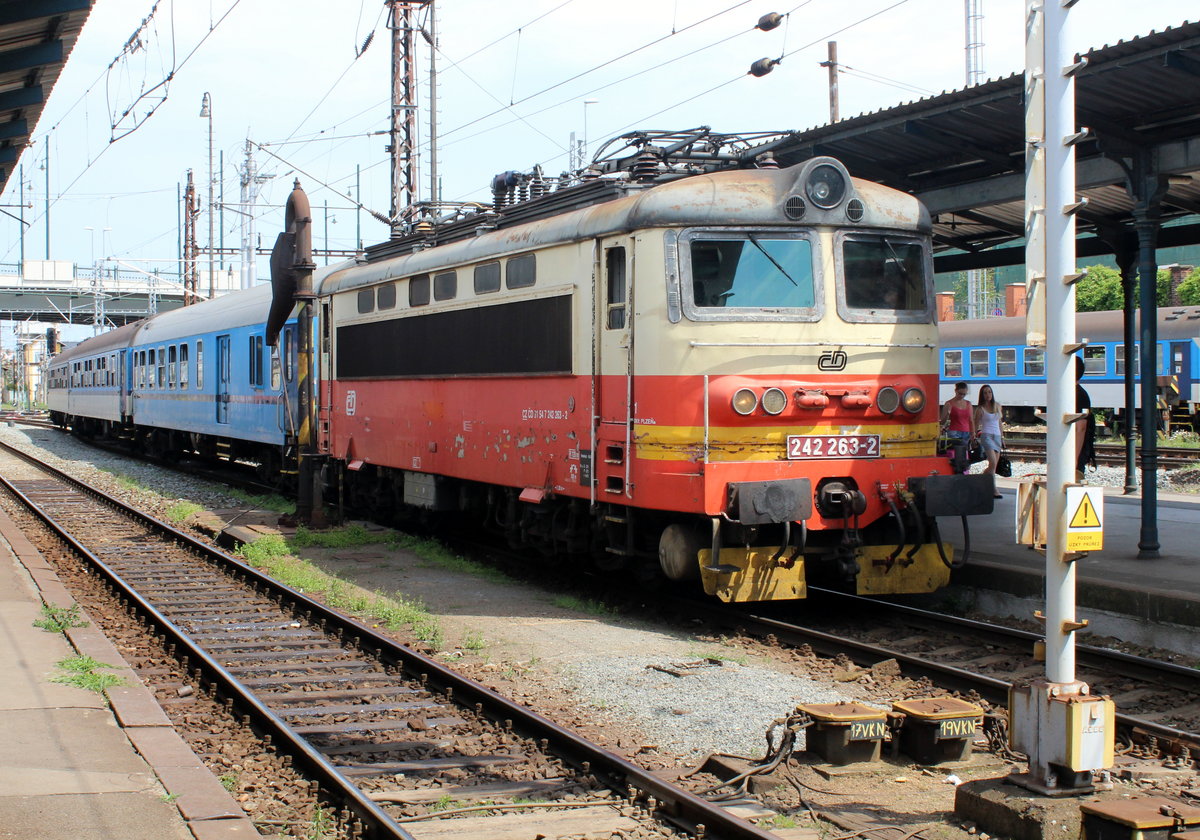 CD: Elektrische Lok 242 263-2 Plzen (Pilsen) am 23. Juli 2016.