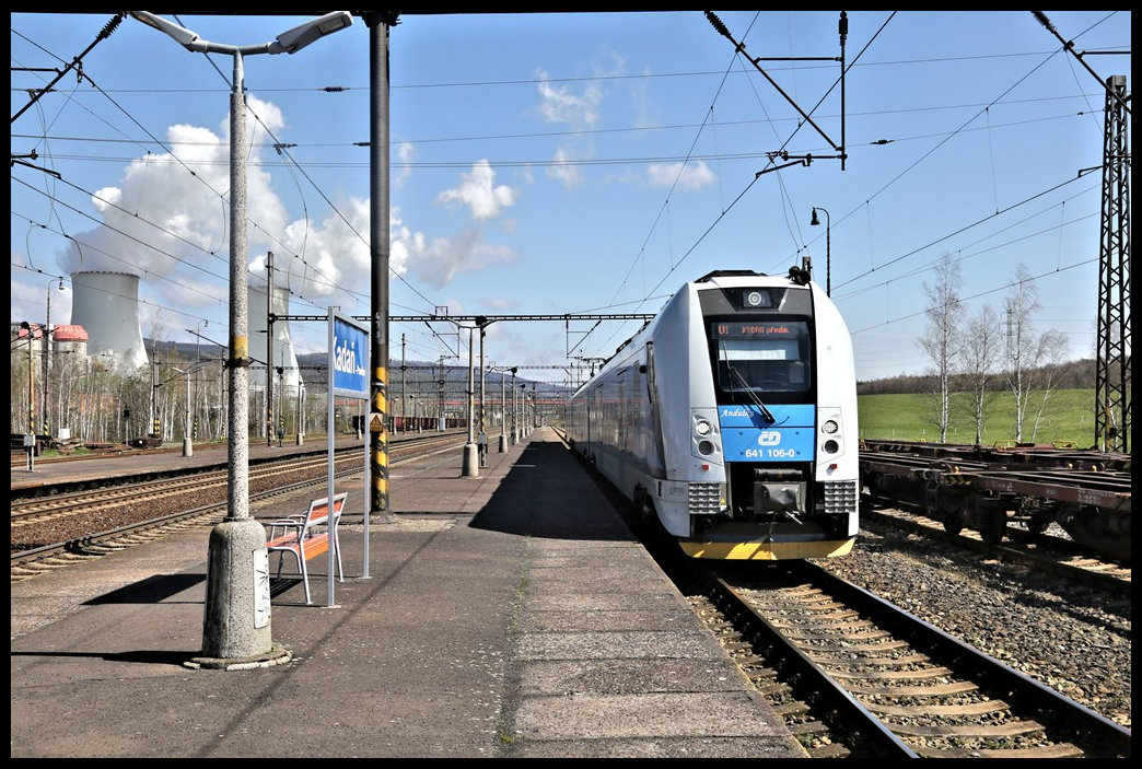 CD ET 641106-00 aus Chomutov erreicht hier am 19.4.2023 um 11.36 Uhr den Bahnhof Kadan Prunerov.