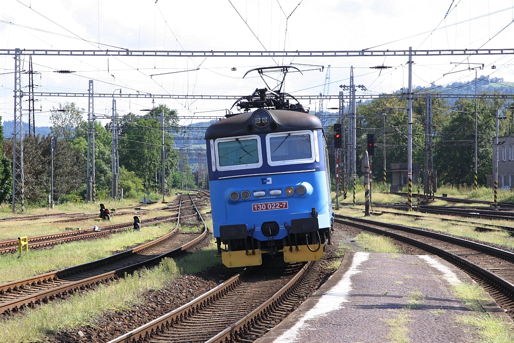 CDC 130 022-7 am 11.August 2018 im Bahnhof Valasske Mezirici.