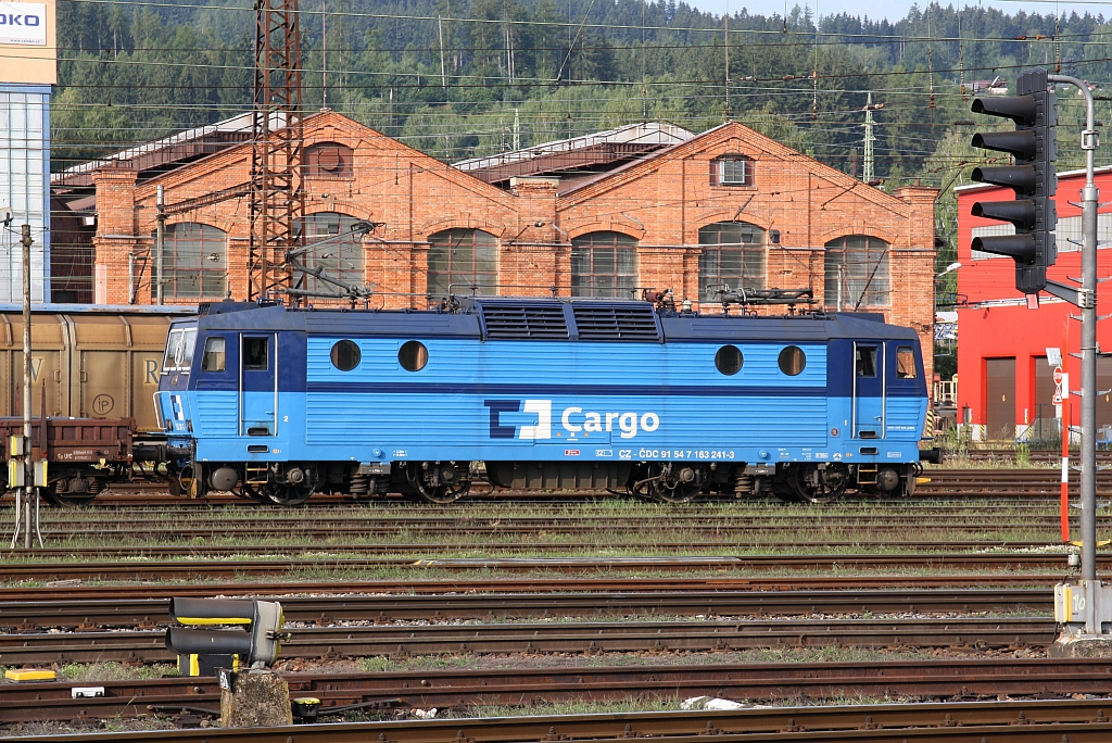 CDC 163 241-3 am 21.Juli 2018 im Bahnhof Ceska Trebova.
