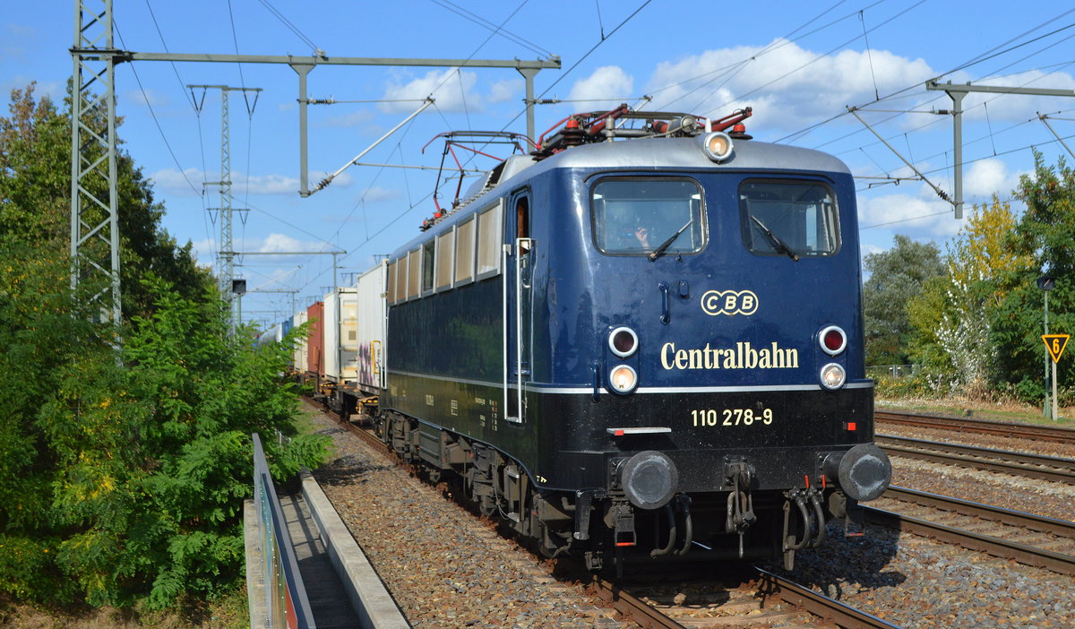 Centralbahn AG, mit der  110 278-9  (NVR:  91 80 6115 278-4 D-CBB ) und der Überführung eines ICE 4 BR 412  9216  am 24.09.20 Bf. Gol (Potsdam). Viele Grüße an den Tf. !!!