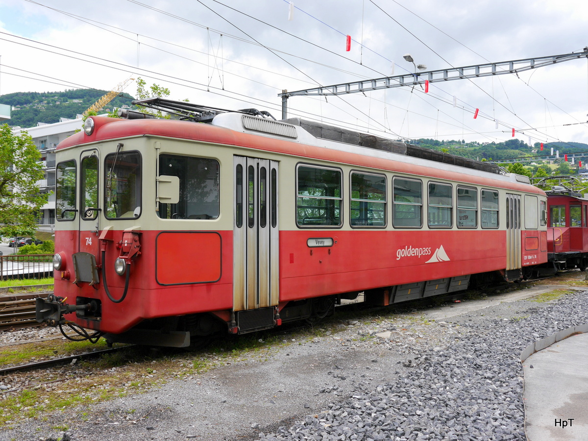 CEV / Goldenpass - Triebwagen BDeh 2/4 74 im Depotareal beim Bahnhof Vevey am 19.06.2016