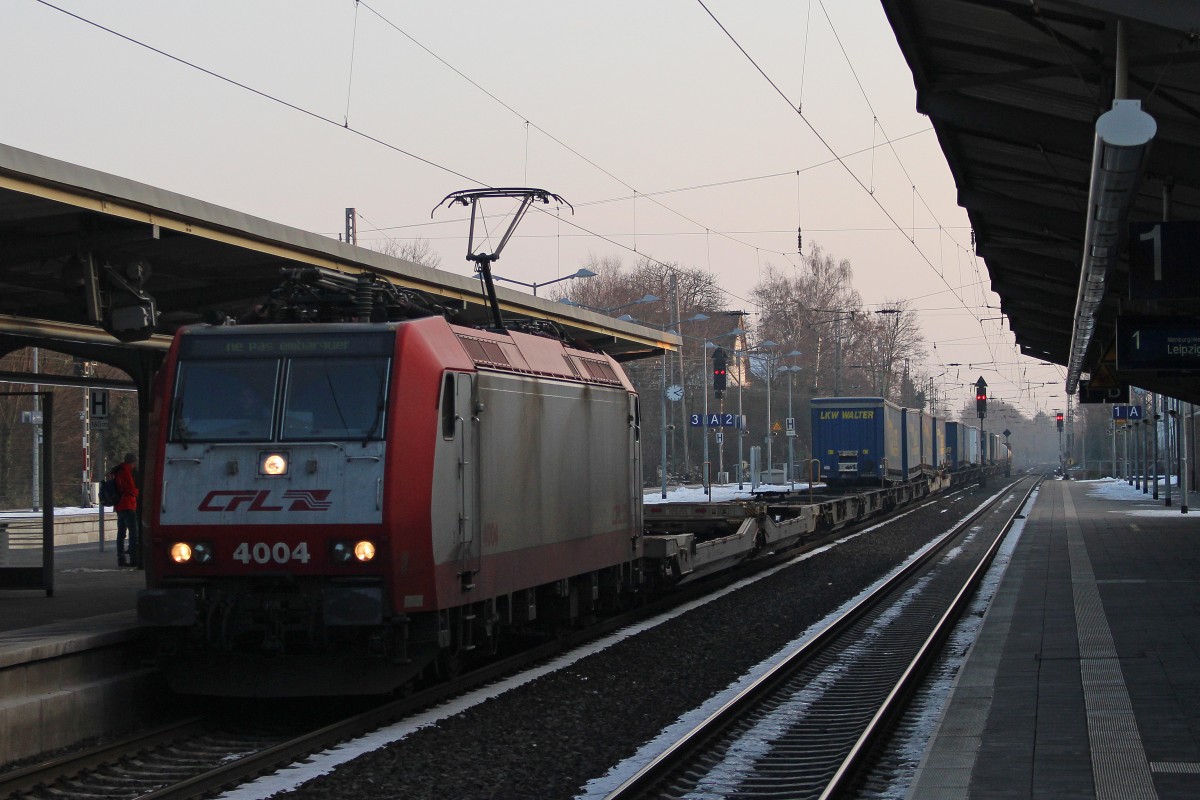 CFL 4004 am 30.1.14 mit einem KLV in Verden (Aller).