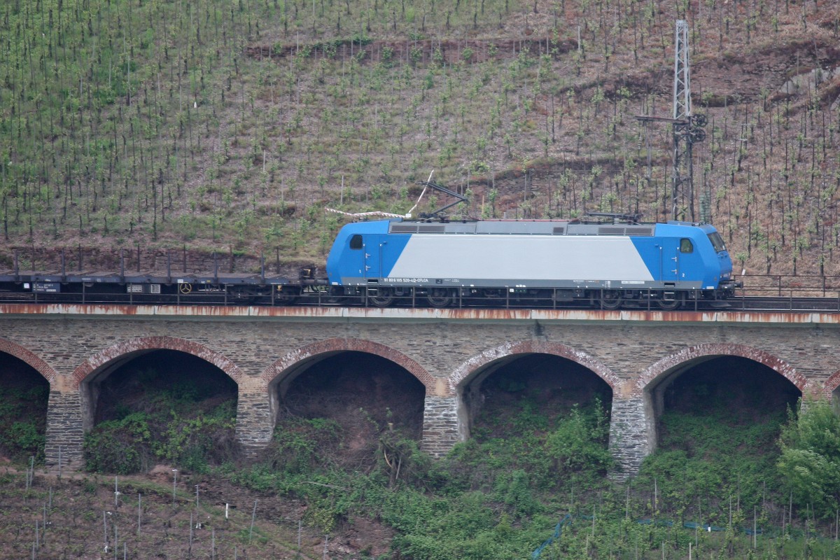 CFL Cargo 185 520 am 19.5.13 in P�nderich.