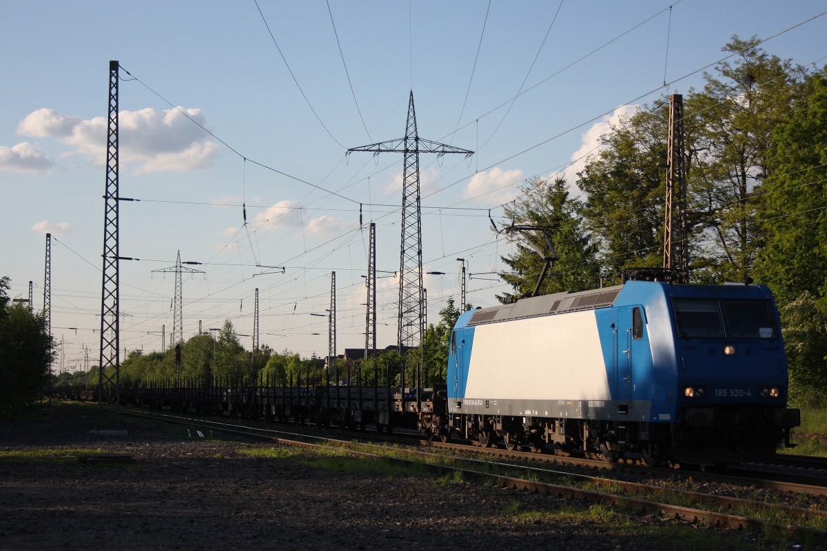 CFL Cargo Mietlok 185 520 am 24.5.13 mit einem Stahlzug von Oberhausen-West nach Ehrang in Ratingen-Lintorf.