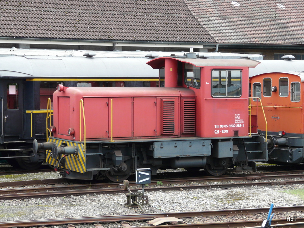 CH-EDG - Rangierlok Tm 2/2 98 85 5232 2881 (ex BT  Tm 6 / 236 006-3) abgestellt in Balsthal am 10.08.2014