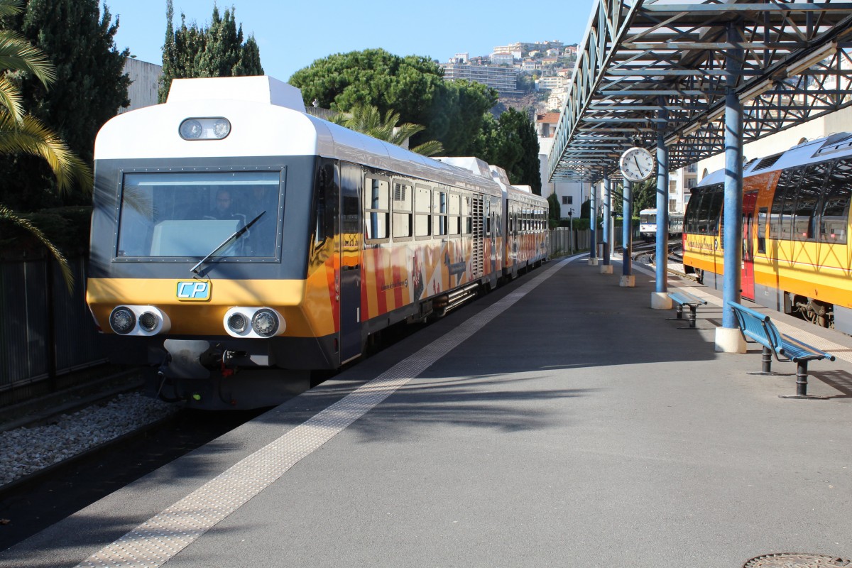 Chemins de fer de Provence (CP) Dieseltriebzug (Soulé/Garnero X351) Nice Gare CP am 11. Februar 2015.
