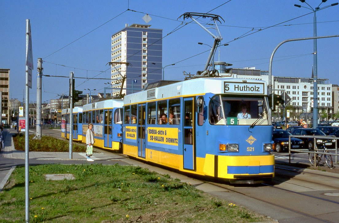 Chemnitz 521 + 522 + …, Bahnhofstraße, 02.05.2001.
