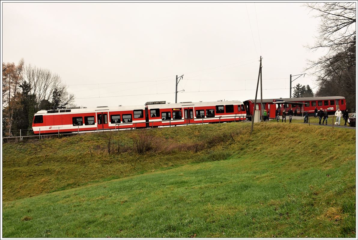 Chlausentreffen und Weihnachtsmarkt in Wienacht-Tobel. BDeh 3/6 25 und B10 in Wartensee. (27.11.2016)