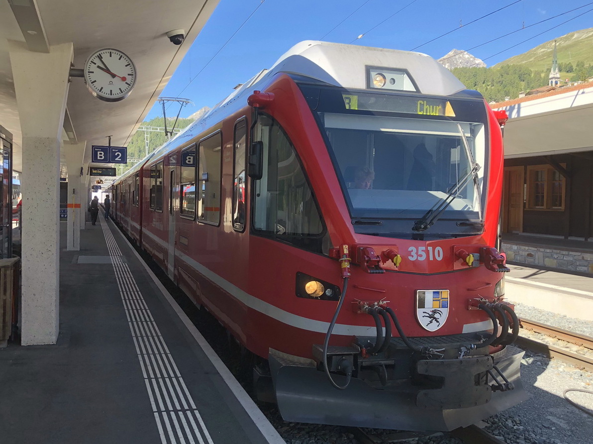 Chur am 28. Juni 2018 steht auf Gleis 12 ABe 8/12 3510  Alberto Giacometti  zur Fahrt nach St. Moritz bereit


