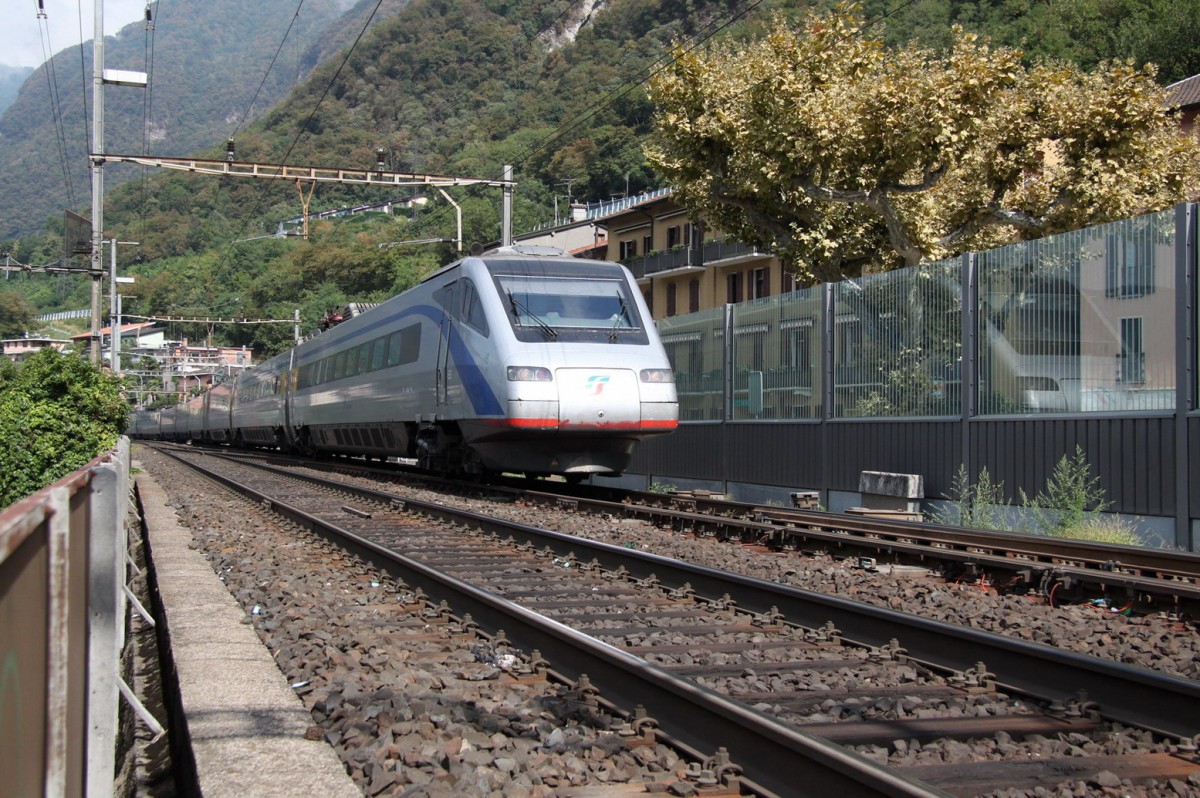 Cisalpino nach Milano-C. bei Capolago-Riva S.Vitale.10.09.13