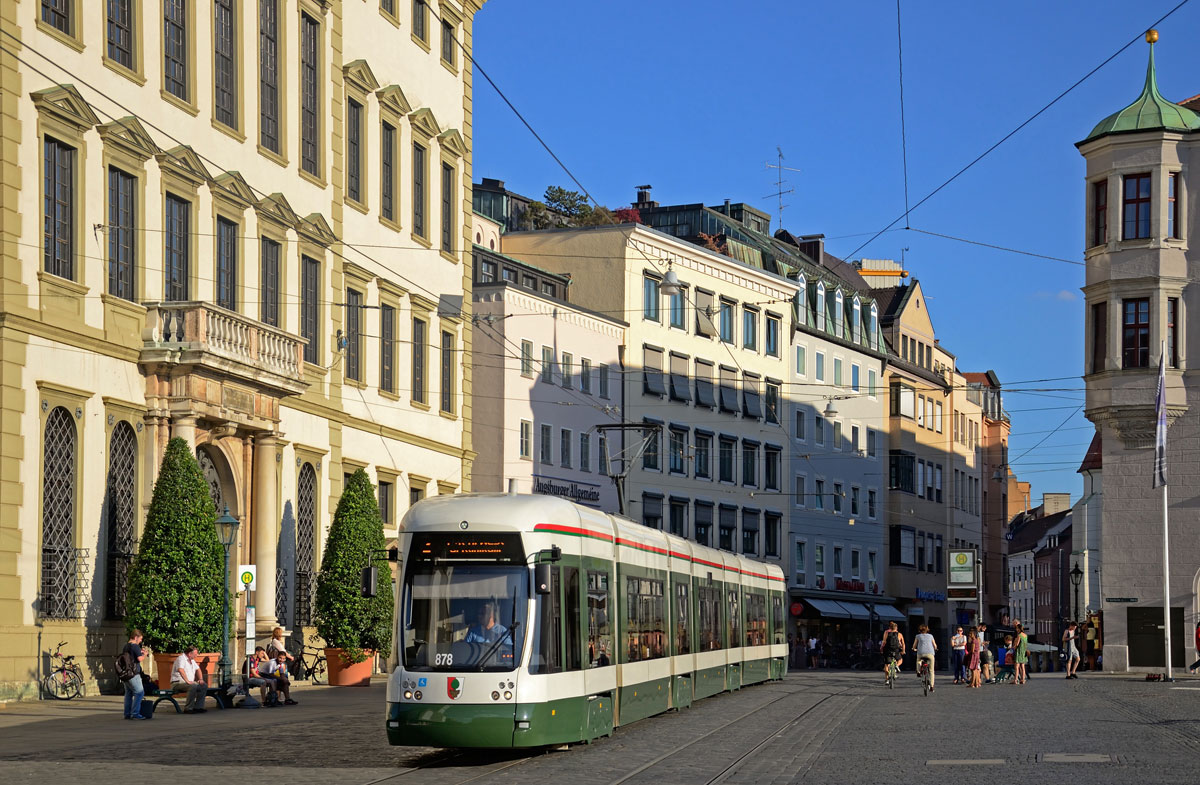 Cityflex als Linie 2 am Rathausplatz, 21.07.2015. 